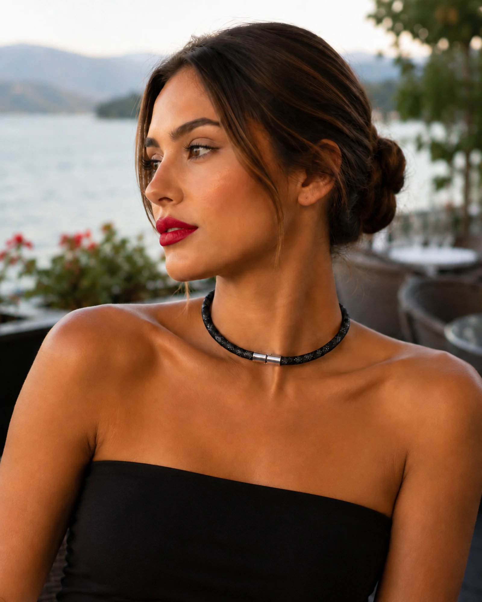 Swarovski Stardust Black Mesh Choker — imagine 5